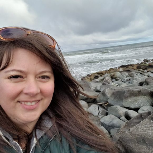 Meet your Posher, Stacey - Picture 1 of 1